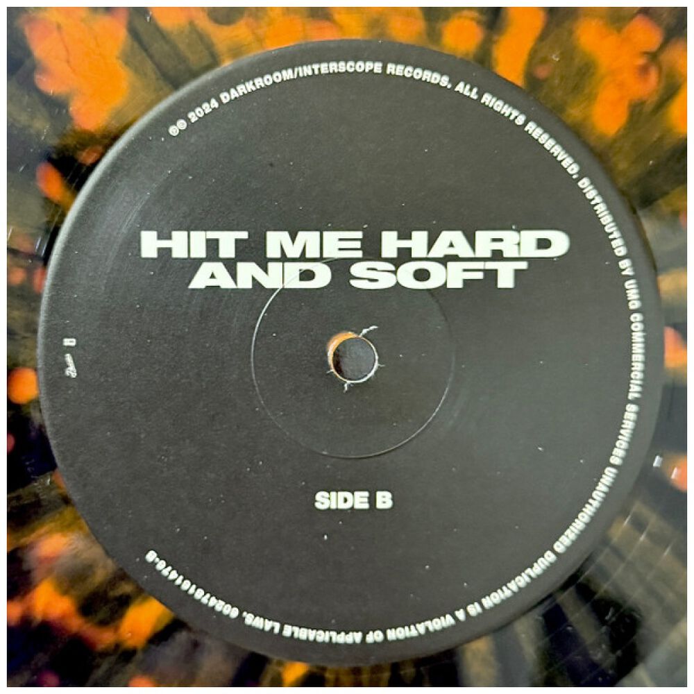Billie Eilish - Hit Me Hard And Soft (2lp) (blue/orange Splatter) (anniversary Edition) | Vinilo image number 4.0