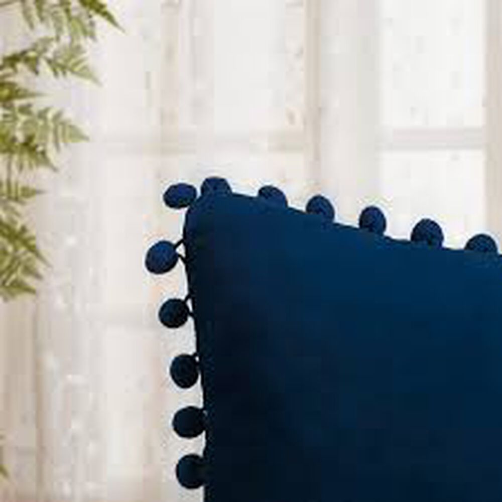 Set De 2 Cojines De Terciopelo Con Pompones image number 2.0