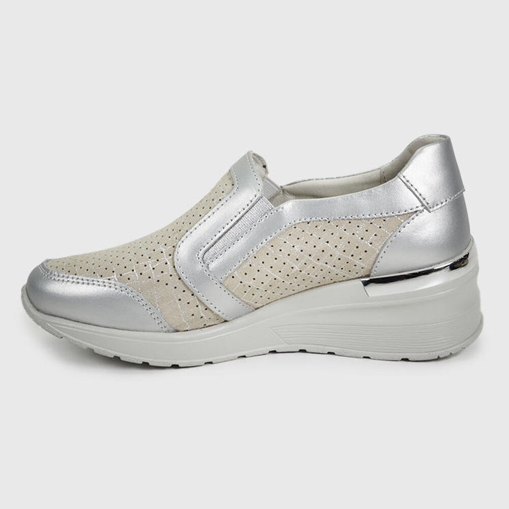 Zapatilla Cuero Josefina Beige image number 4.0