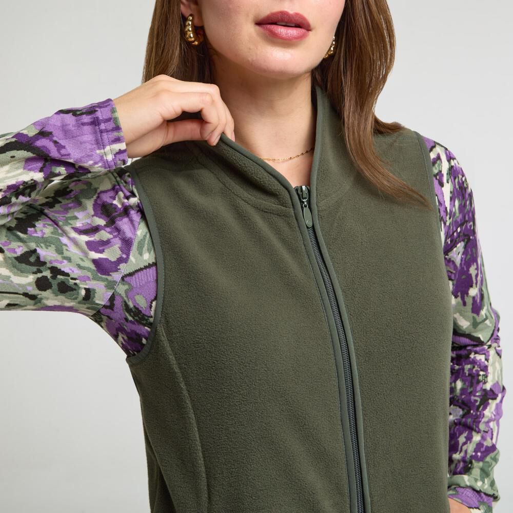 Poler&oacute;n Regular Sin Manga Cuello Alto Mujer Geeps image number 4.0