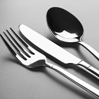 Cuchillos y Cubiertos de Mesas
