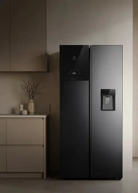 BLACK - Refrigerador No Frost Electrolux