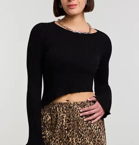 Sweater Crop Asimetrico