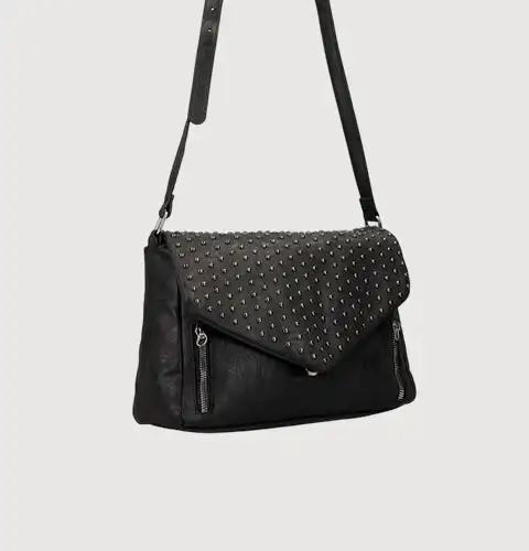 Cartera Tachas