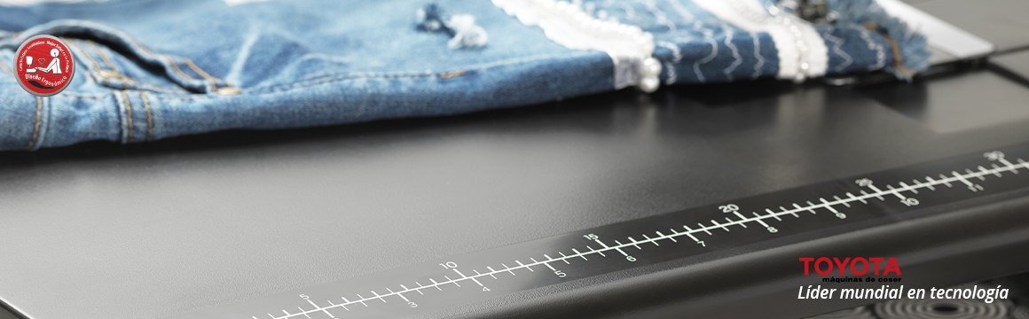 Mesa Extensión Toyota Negra